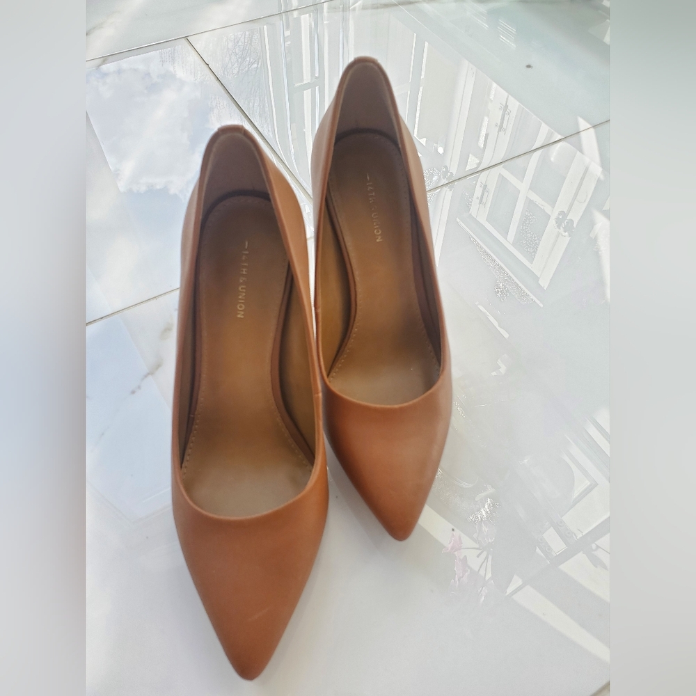 Women Pumps
